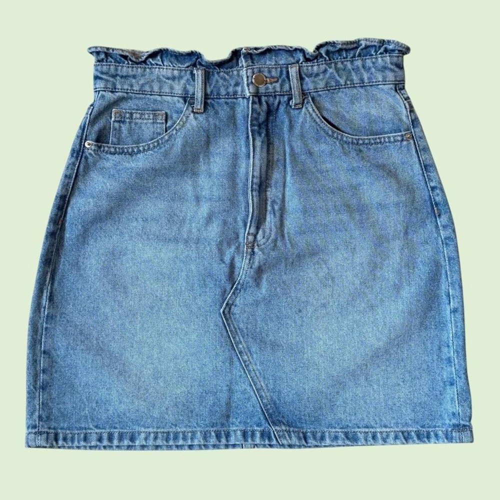 H&M Divided Ruffle Waist Denim Mini Skirt Light Wash Y2K Blue Size 6